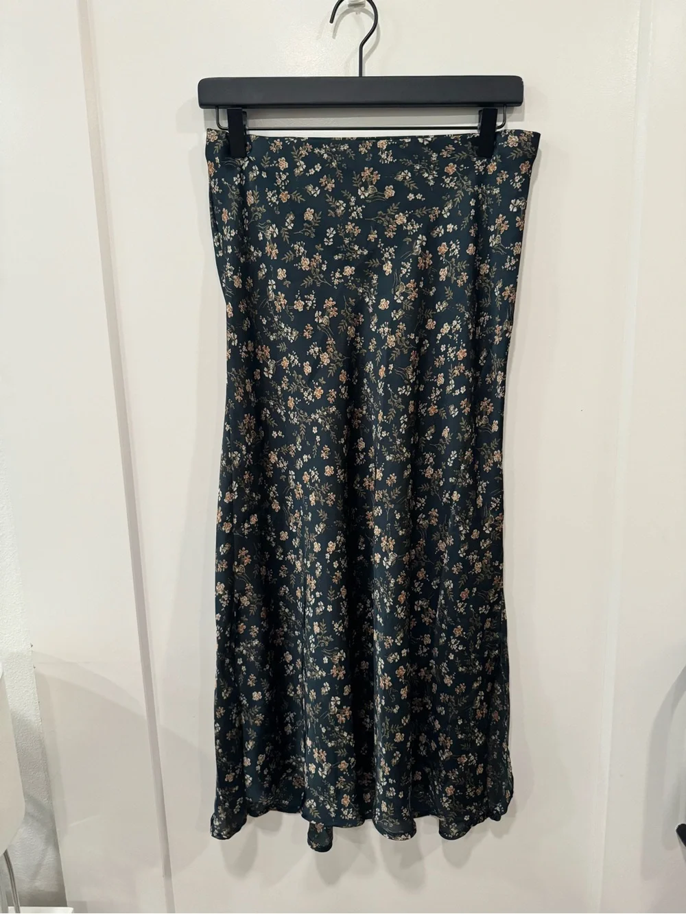 Audrey 3+1 Dark Green Floral Midi Skirt Women’s Size Large